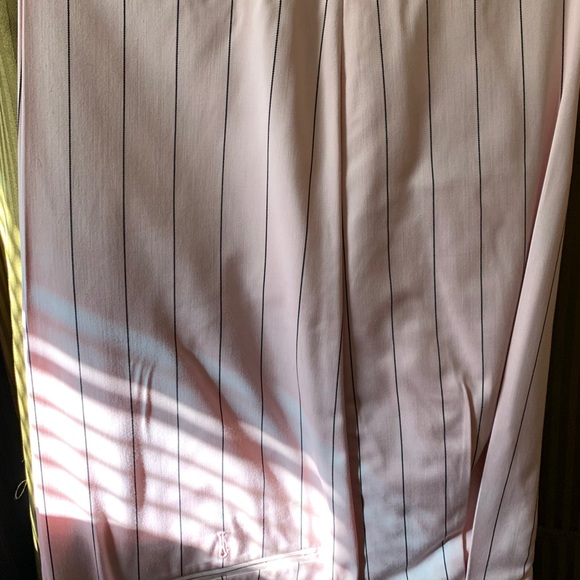 Suit - Picture 3 of 3